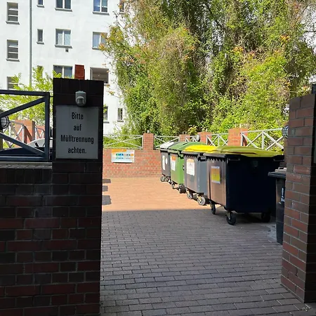 Alexa Chic Design Up To 5 Persons - Paid Parking - Superfast Wifi